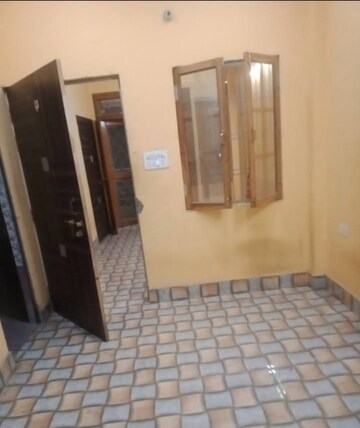 1 BHK Independent House For Rent in Aliganj