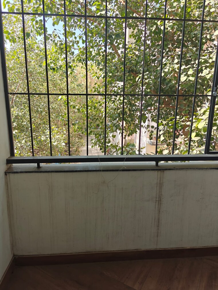 Balcony, shivalik colony 3 Bedroom 1800 Sq.Ft. Builder Floor In Shivalik Colony Delhi 9598184