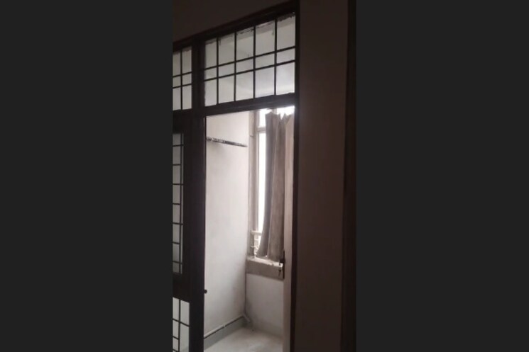 Room, rail vihar 2 Bedroom 700 Sq.Ft. Builder Floor In Rail Vihar Gurgaon 9597876