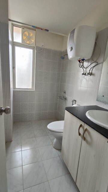Bathroom in 3 BHK Apartment at Ansal Height 86, Sector 86 – for Rent