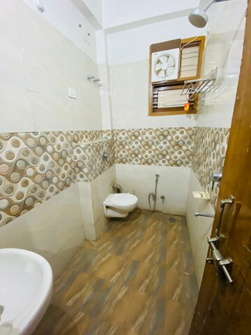 Bathroom in  Pg at Gomti Nagar – for Rent