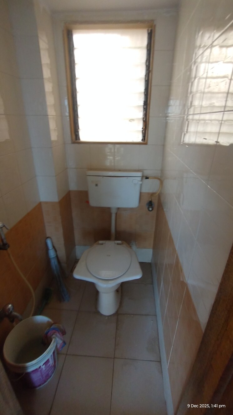 Bathroom, charkop sector 8 1 Bedroom 560 Sq.Ft. Apartment In Charkop   Sector 8 Mumbai 9598353