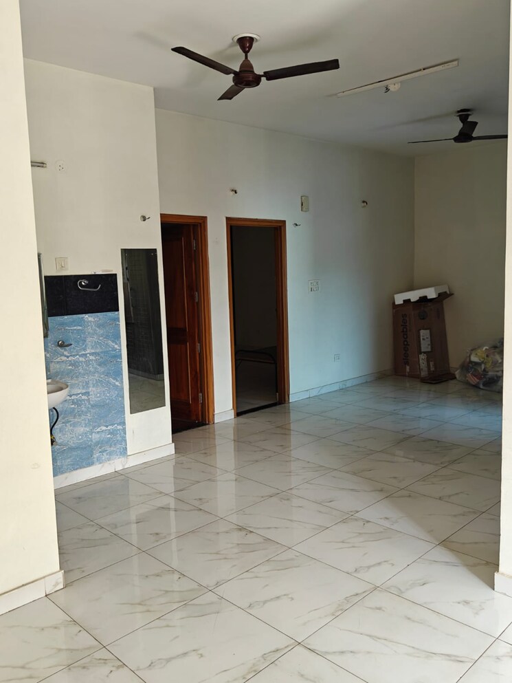 undefined, palam-vyapar-kendra 2 Bedroom 950 Sq.Ft. Builder Floor In Palam Vihar Gurgaon 9598305