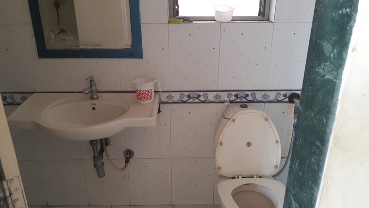 Bathroom, comet-apartment 1 Bedroom 435 Sq.Ft. Apartment In Bhakti Park Mumbai 9598192