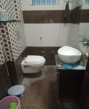 1 BHK Villa For Rent in Aliganj