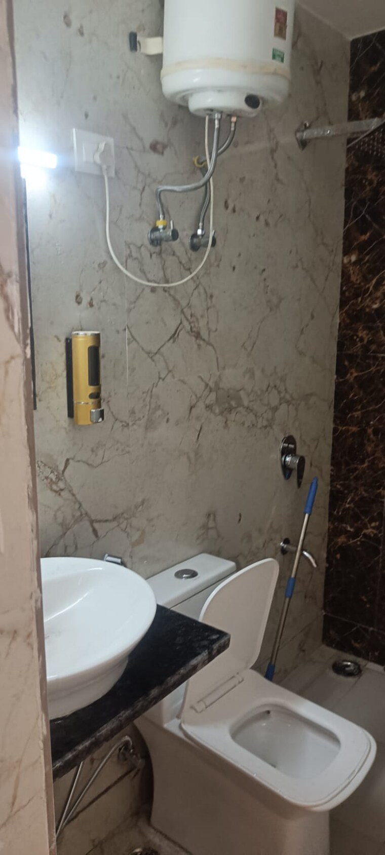 Bathroom, shree-vardhman-mantra 2 Bedroom 800 Sq.Ft. Apartment In Sector 67 Gurgaon 9598316