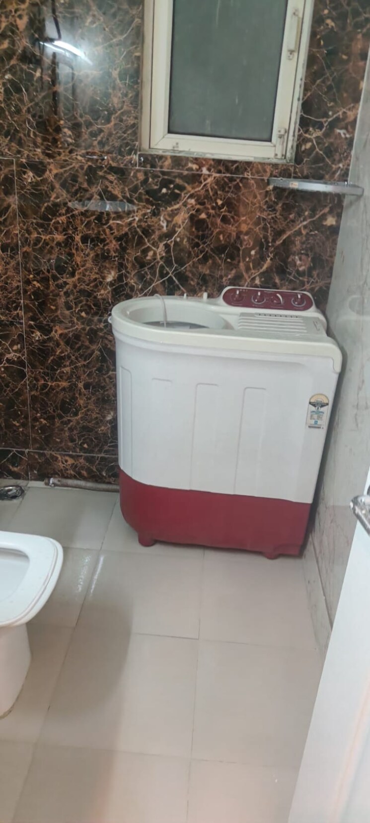 Bathroom, shree-vardhman-mantra 2 Bedroom 800 Sq.Ft. Apartment In Sector 67 Gurgaon 9598316