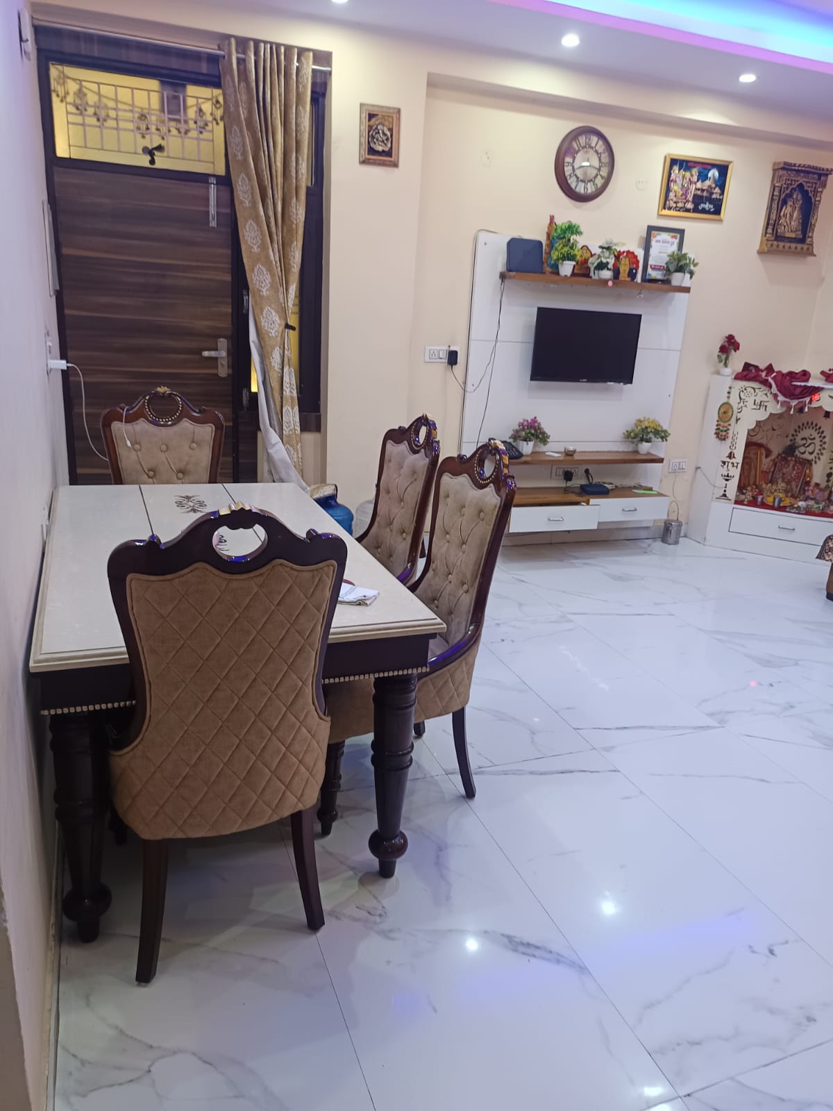 3 BHK Builder Floor For Sale in Naveen Park