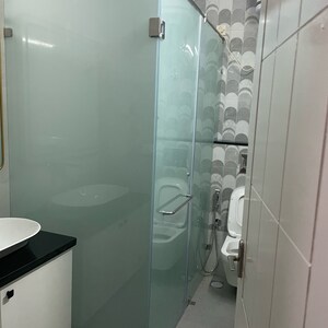 Bathroom in 3 BHK Apartment at Frazer Town – for Rent