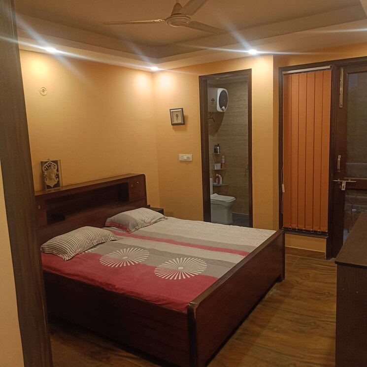 Bedroom, saket 3 Bedroom 1500 Sq.Ft. Builder Floor In Saket Delhi 9598583