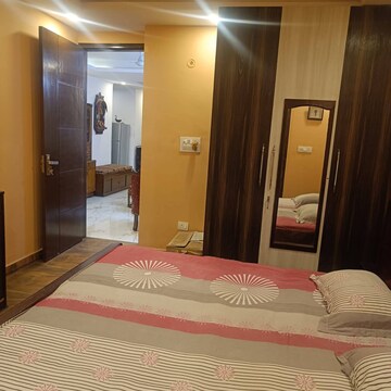 Bedroom in 3 BHK Builder Floor at Saket – for Rent