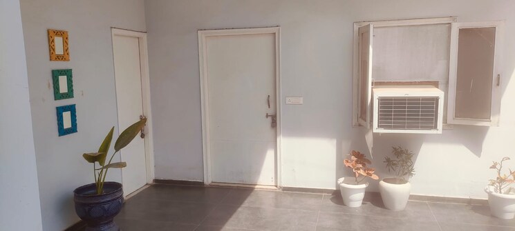 Room, amrapali-sapphire-phase-ii 3 Bedroom 1390 Sq.Ft. Apartment In Sector 45 Noida 9598498