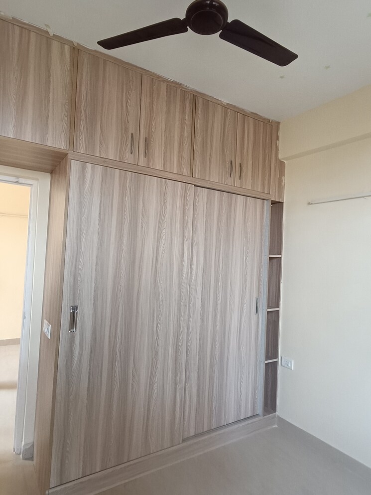 Room, shree-vardhman-mantra 2 Bedroom 800 Sq.Ft. Apartment In Sector 67 Gurgaon 9599005