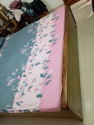 Swimming Pool in 2.5 BHK Builder Floor at Uttam Nagar – for Rent