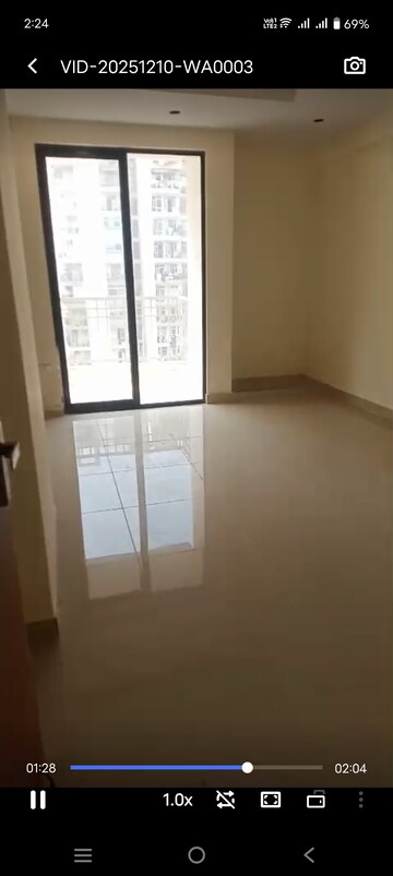 Room in 4 BHK Apartment at JKG Palm Resort, Raj Nagar Extension – for Sale