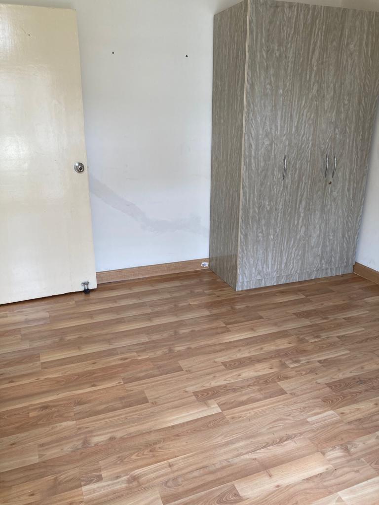 Room in 3 BHK Apartment at BPTP Park Elite Floor II, Sector 75 – for Rent