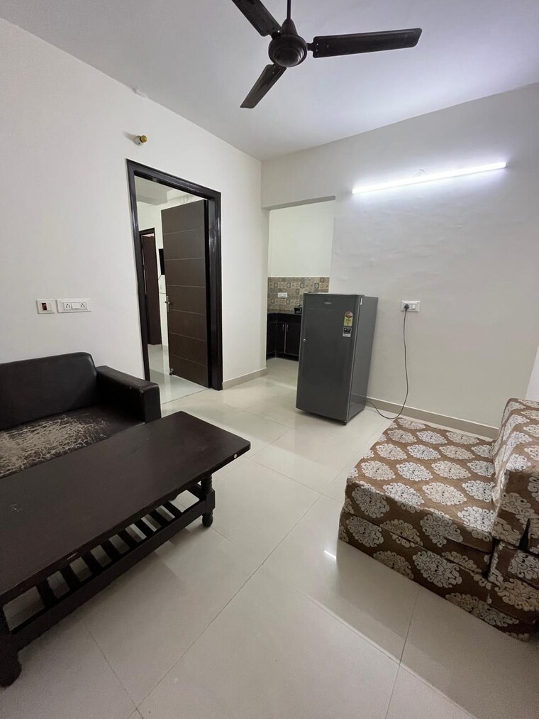 Living Room, sector 45 1 Bedroom 700 Sq.Ft. Builder Floor In Sector 45 Gurgaon 9598488