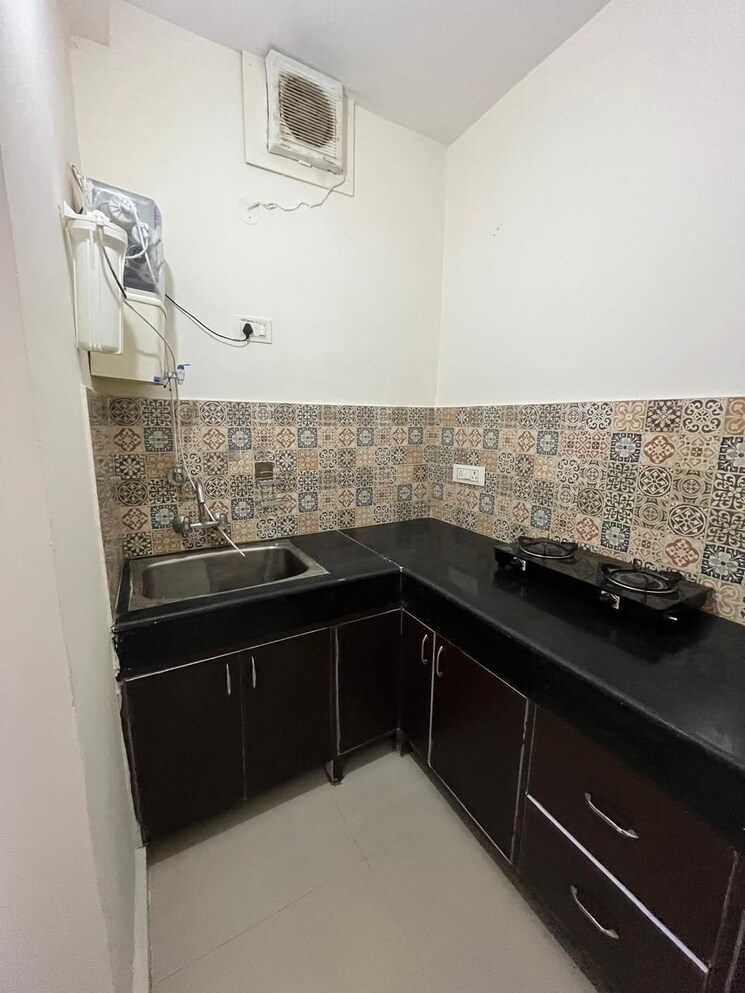 Kitchen, sector 45 1 Bedroom 700 Sq.Ft. Builder Floor In Sector 45 Gurgaon 9598488