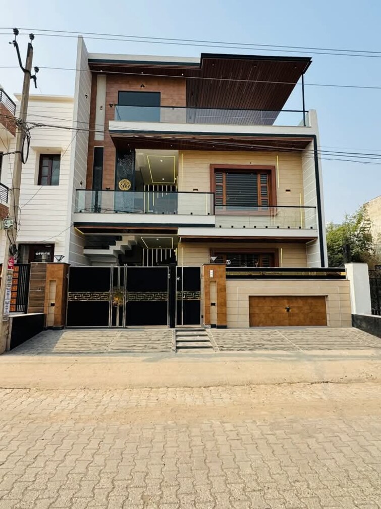 Cover Image, sector 125 4 Bedroom 200 Sq.Yd. Independent House In Sector 125 Mohali 9598678