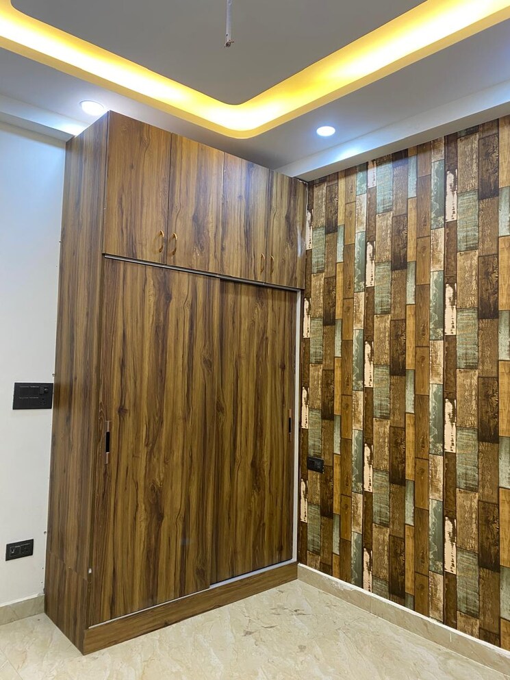 undefined, puri-aman-vilas 3 Bedroom 145 Sq.Yd. Builder Floor In Sector 89 Faridabad 9598588