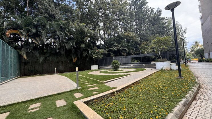Garden, nitesh-columbus-square 3 Bedroom 1609 Sq.Ft. Apartment In Bellary Road Bangalore 9598628