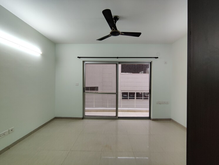 Room, nitesh-columbus-square 3 Bedroom 1609 Sq.Ft. Apartment In Bellary Road Bangalore 9598628