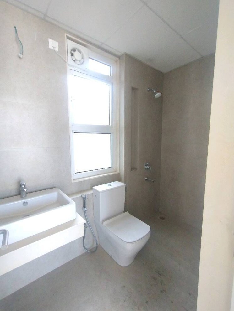 Bathroom, tata-serein 2 Bedroom 736 Sq.Ft. Apartment In Pokhran Road No Two Thane 9598752