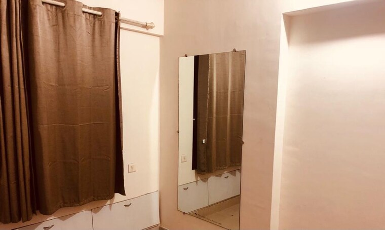 Room, ajmera-odyessey-apartment 1 Bedroom 480 Sq.Ft. Apartment In Bhakti Park Mumbai 9598761