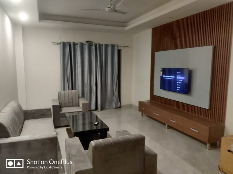 Living Room, sector 52 3 Bedroom 300 Sq.Yd. Builder Floor In Sector 52 Gurgaon 9598734