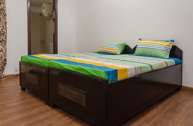 Bedroom, sector 84 3 Bedroom 250 Sq.Yd. Apartment In Sector 84 Faridabad 9598910