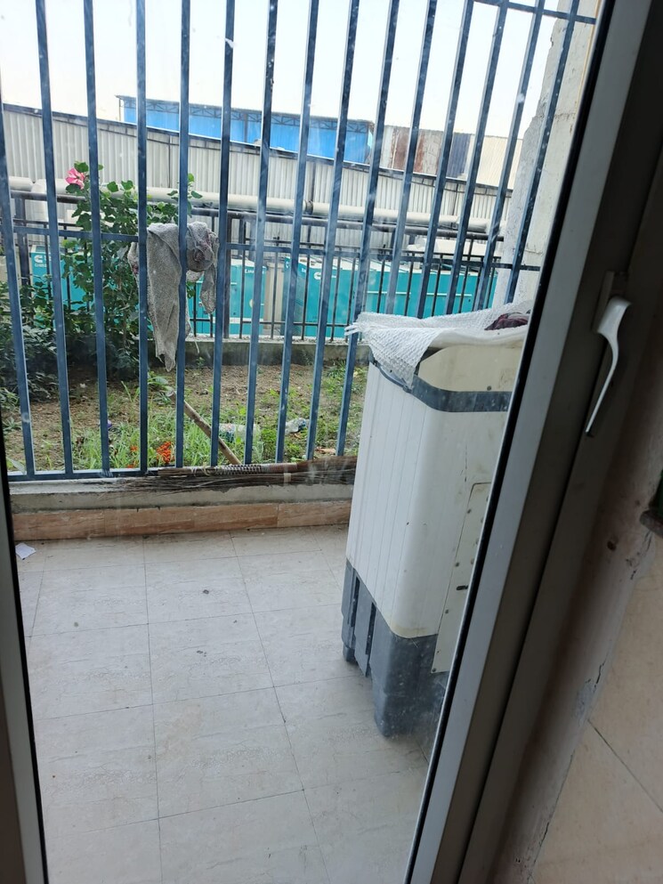 Balcony, amrapali-golf-homes 3 Bedroom 1430 Sq.Ft. Apartment In Sector 4 Greater Noida Greater Noida 9598710