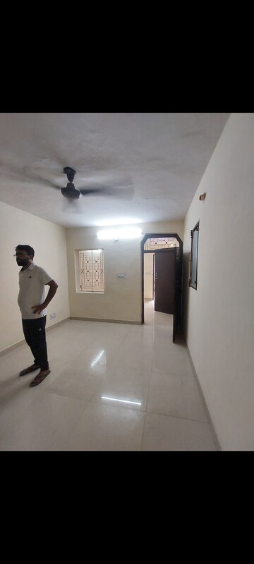 Room in 1 BHK Apartment at Aadharshila Apartment, Sarita Vihar – for Rent