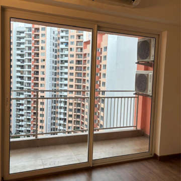 Balcony in 3 BHK Apartment at Shapoorji Pallonji Joyville Phase 3, Sector 102 – for Rent