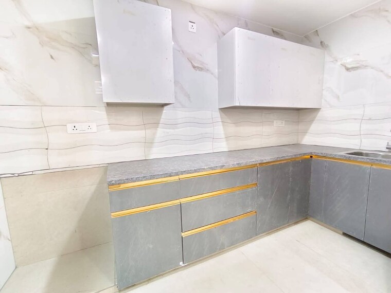 Kitchen, paryavaran complex 1 Bedroom 600 Sq.Ft. Apartment In Paryavaran Complex Delhi 9599093