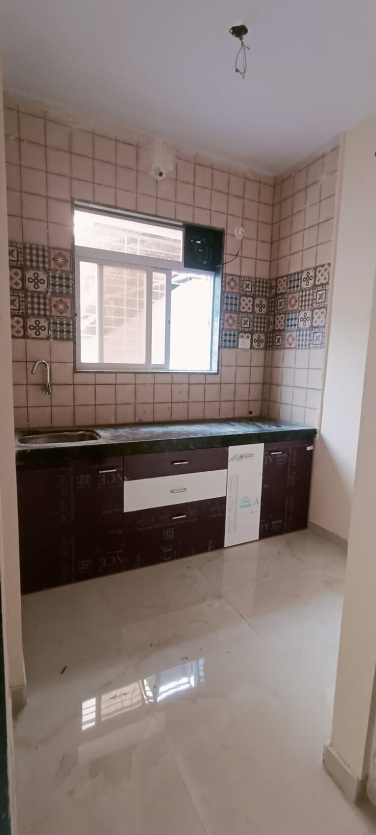 Kitchen, rosa-royale 2 Bedroom 950 Sq.Ft. Apartment In Ghodbunder Road Thane 9599116