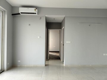 Room in 2 BHK Apartment at Supertech Hues, Sector 68 – for Sale