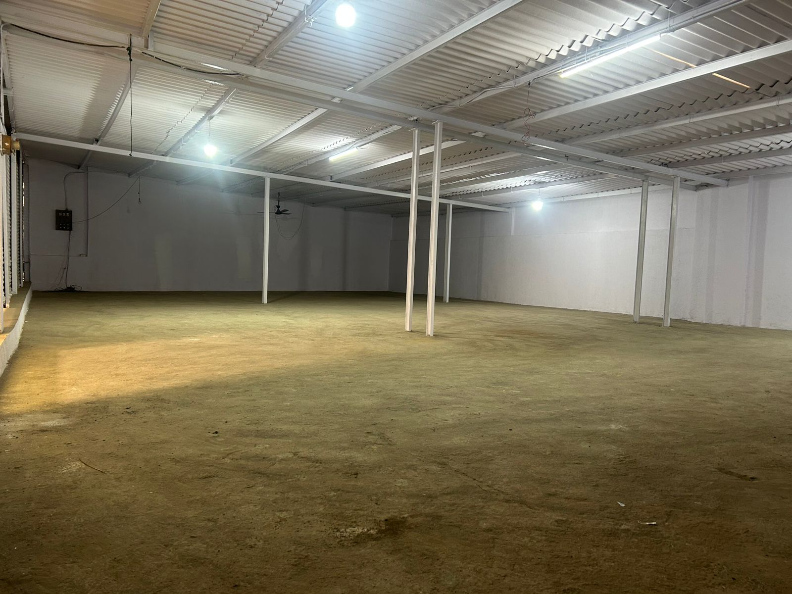 Warehouse For Rent in Goregaon East