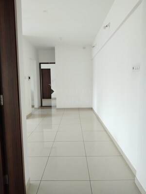 Room in 2 BHK Apartment at Shapoorji Pallonji Joyville Hinjewadi, Hinjewadi – for Rent