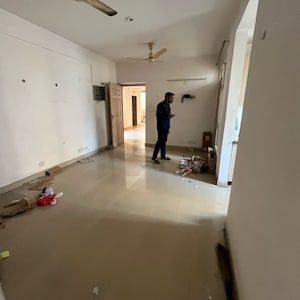 2.5 BHK Apartment For Rent in Supertech Cape Town, Sector 74