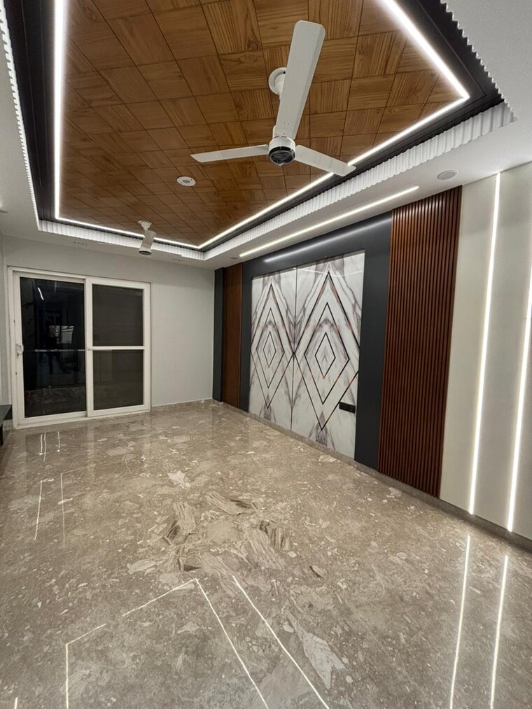 Room, shiv nagar 3 Bedroom 1800 Sq.Ft. Builder Floor In Shiv Nagar Delhi 9599229