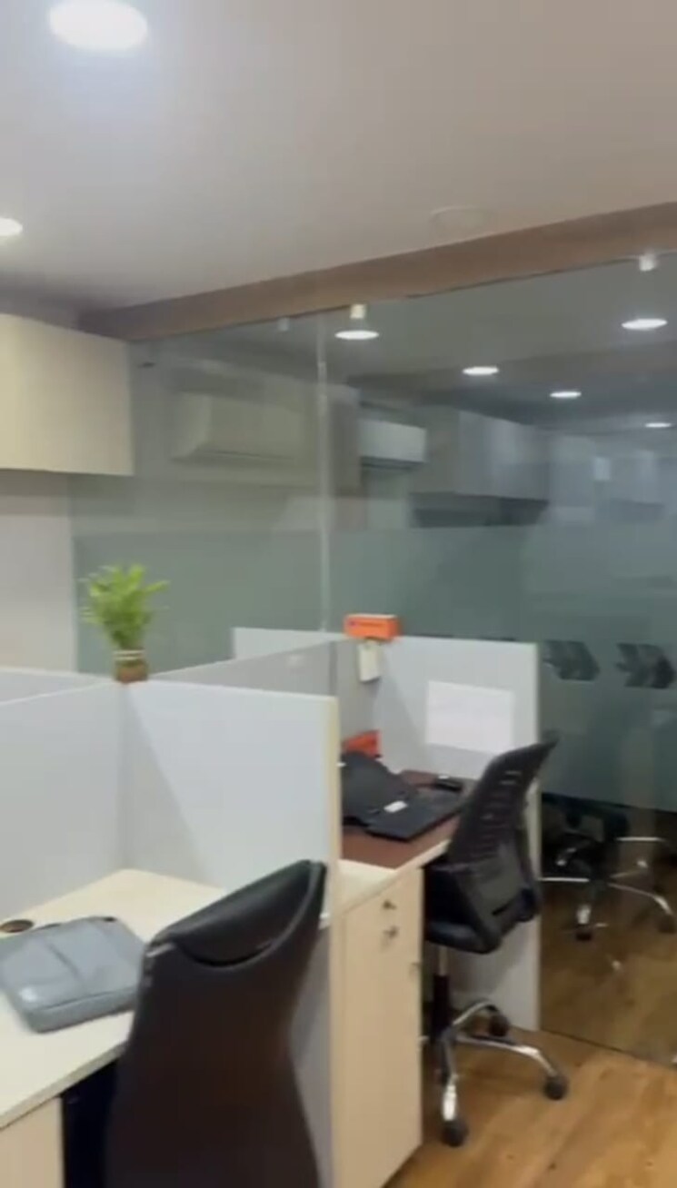 Team Area, sankalp-iconic-tower Commercial Office Space 1181 Sq.Ft. In Sanidhya Ahmedabad 9599210