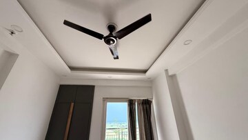 Furnished Amenities in 3 BHK Apartment at Amrapali Golf Homes, Sector 4 Greater Noida – for Sale