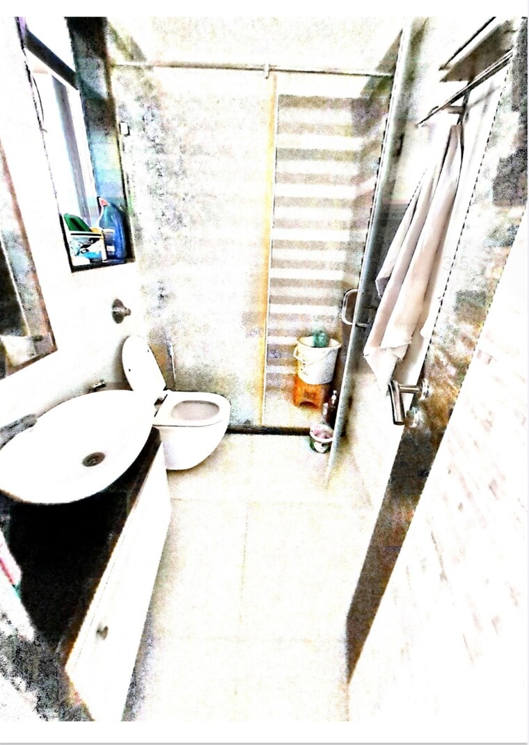 Attached Bathroom, divine-aspen-garden 2 Bedroom 755 Sq.Ft. Apartment In Goregaon East Mumbai 9599352