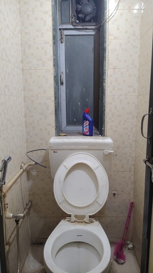 Bathroom in  Pg at Worli – for Rent