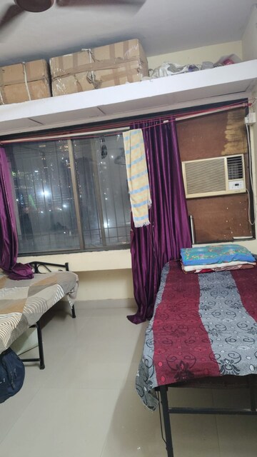 Living Room in  Pg at Worli – for Rent