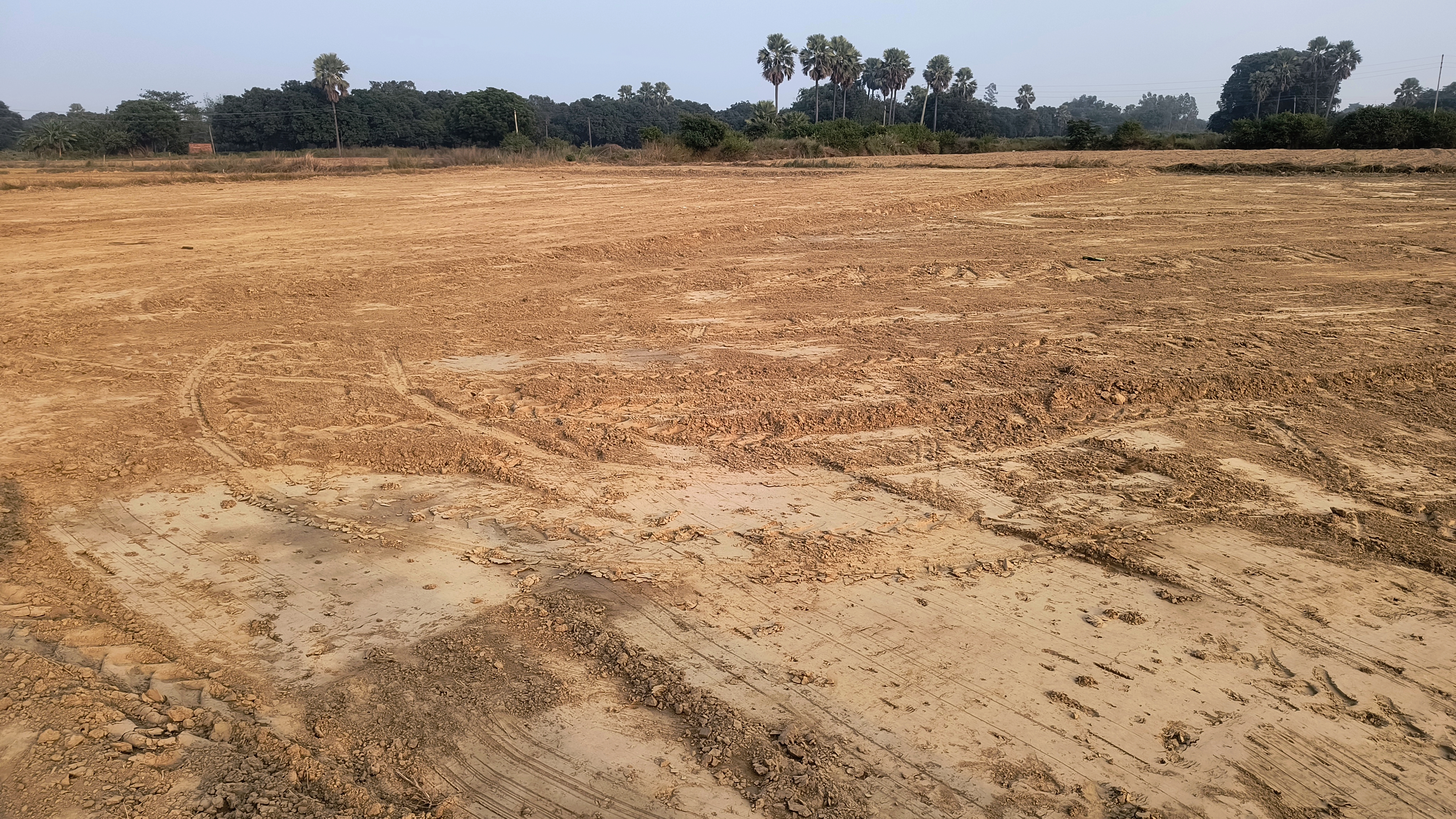 Plot For Sale in Kanpur Road