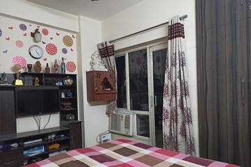 Bedroom in 2 BHK Apartment at Amrapali Golf Homes, Sector 4 Greater Noida – for Sale