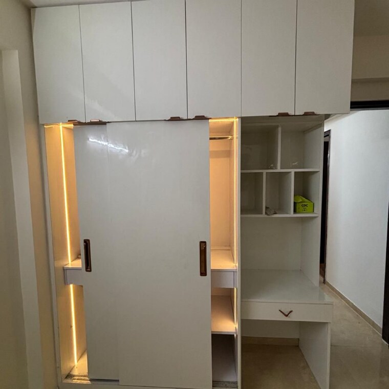 Team Area, eldeco-accolade 2 Bedroom 1264 Sq.Ft. Apartment In Saini Colony Gurgaon 9599381