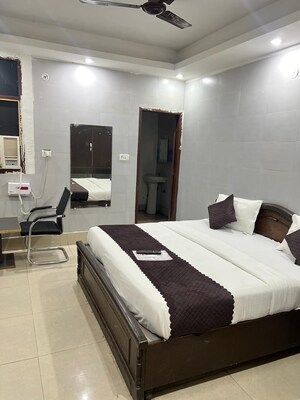 6 BHK Independent House For Sale in SK The Grand City, Jewar