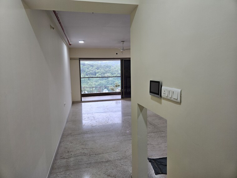 undefined, thane west 3.5 Bedroom 1600 Sq.Ft. Apartment In Thane West Thane 9599818